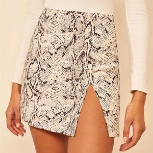 Reformation Margot Skirt in Snake Print Size 12